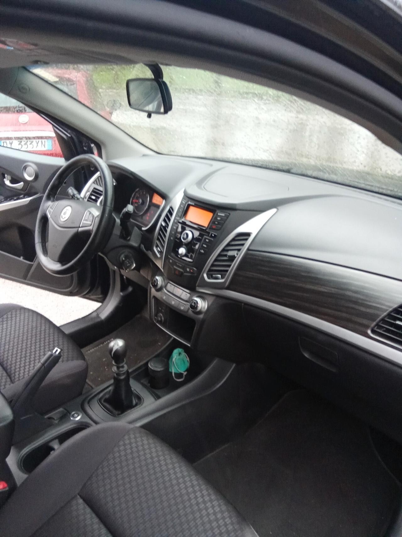 Ssangyong Korando 2.0 2WD GPL 016