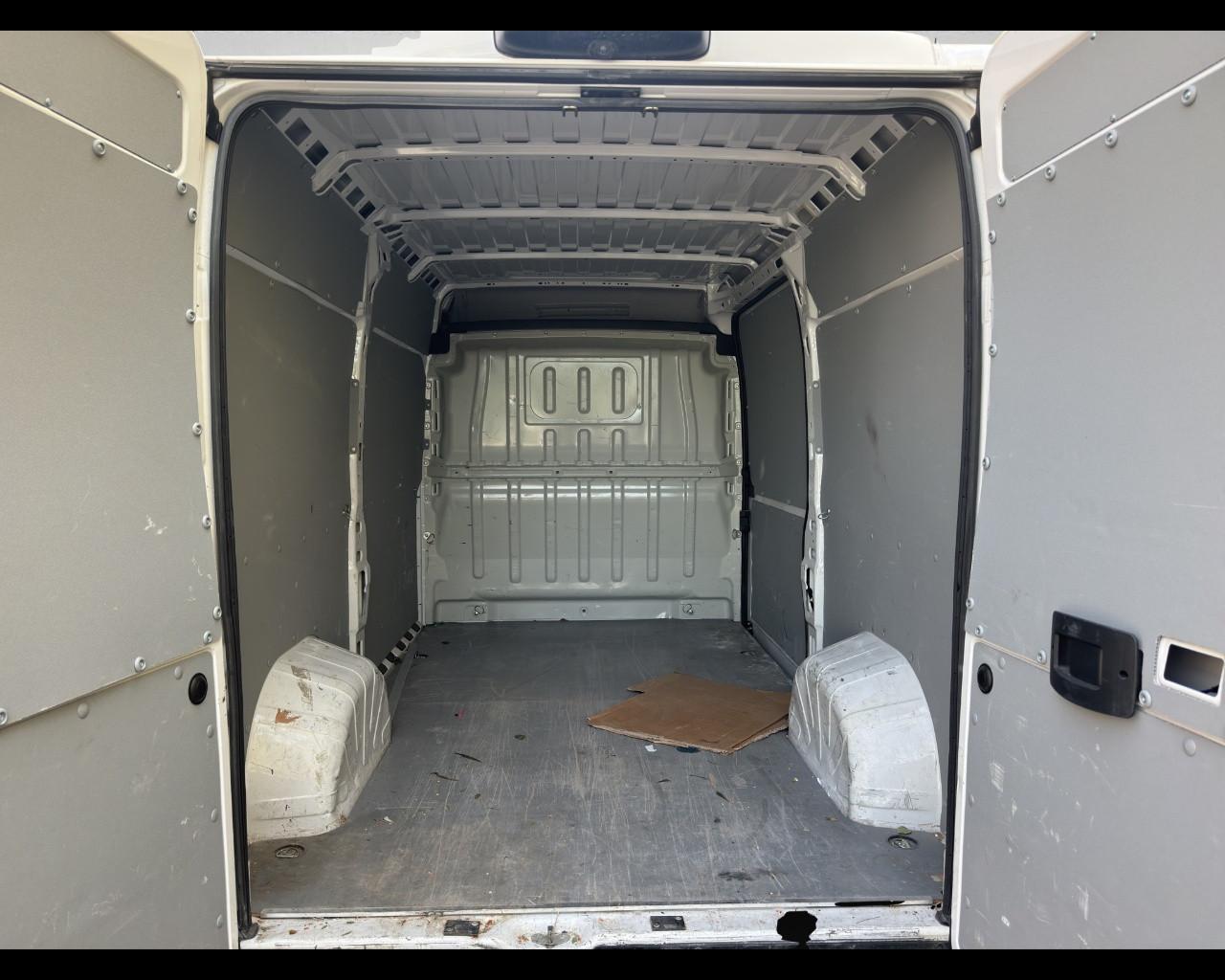 FIAT Ducato Series 9 Furgone Lastrato 33q Mh2 120cv 2.2 Multijet 3 E6d-Final