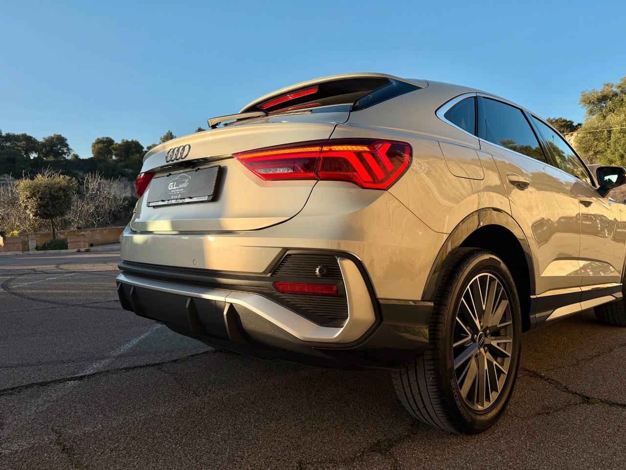 Audi Q3 SPB S-LINE/2.0 150CV/SOLO 37000KM/IVA ESPOSTA