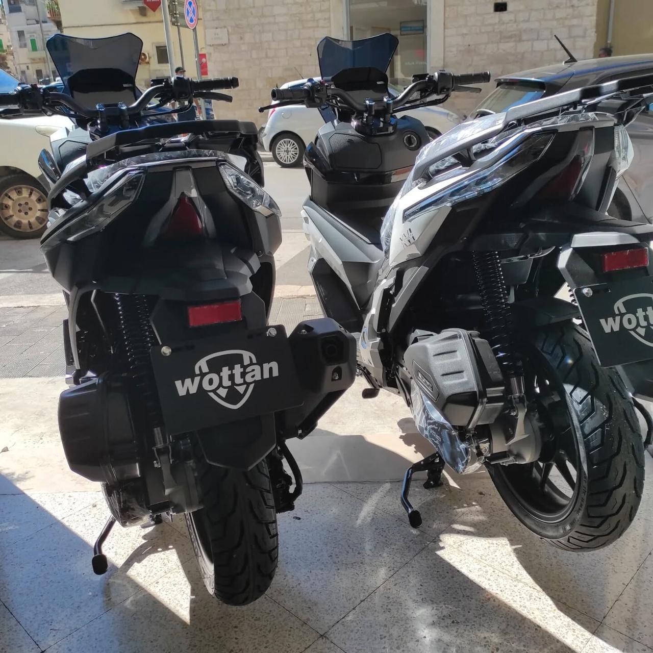 WOTTAN SIXTEEN 125 MOTORE VOGE 5 ANNI DI GARANZIA