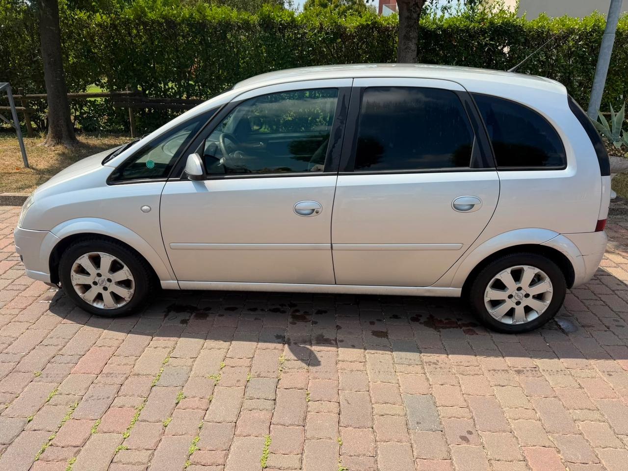 Opel Meriva 1.4 16V Cosmo GPL