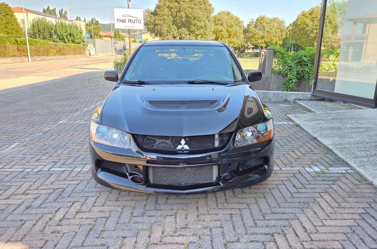 Mitsubishi Lancer Evolution IX
