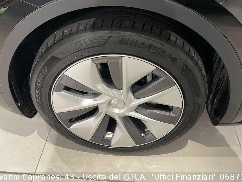 Tesla Model Y Model Y Long Range AWD