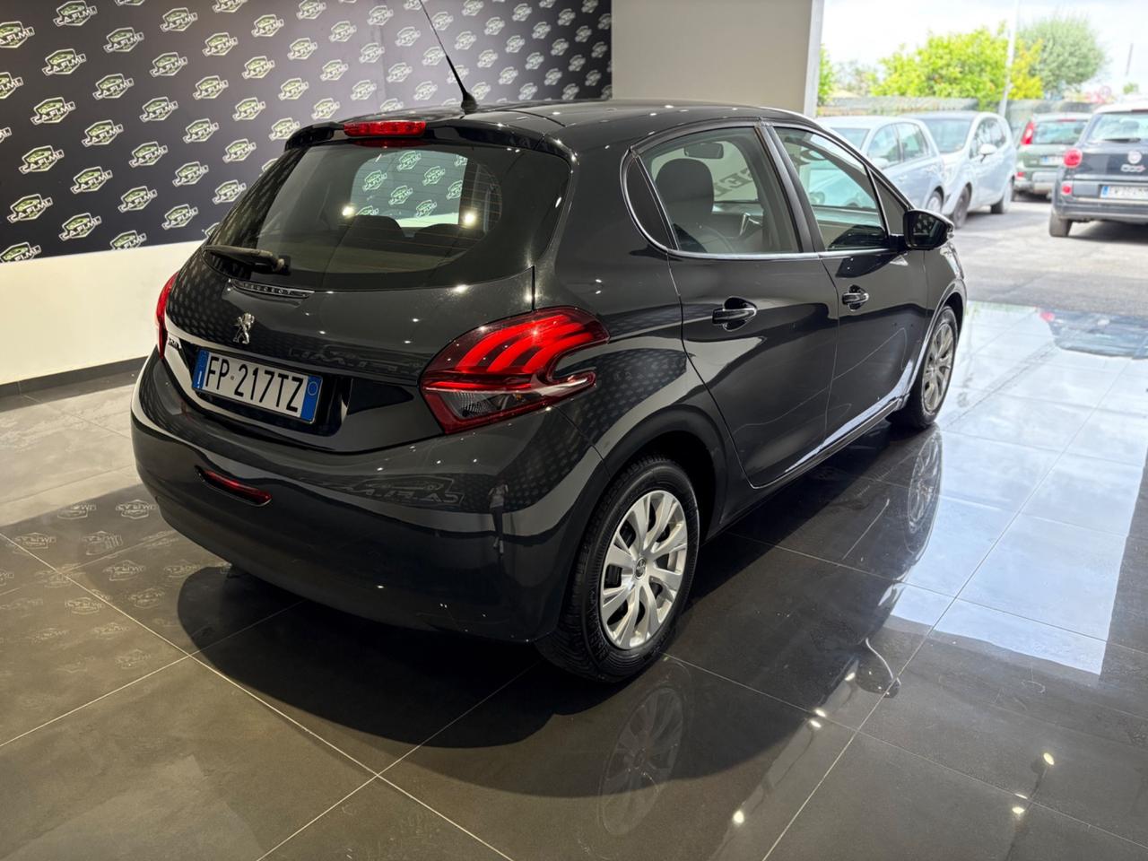 Peugeot 208 - 2018 BlueHDi 75 Cv Active
