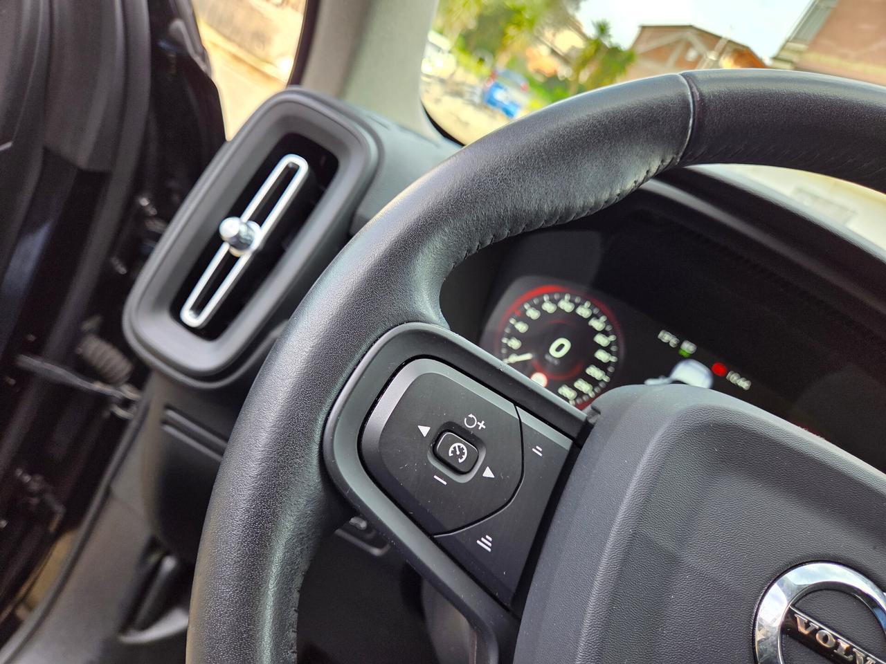 Volvo XC40 D3 AWD Geartronic Business Plus 150cv