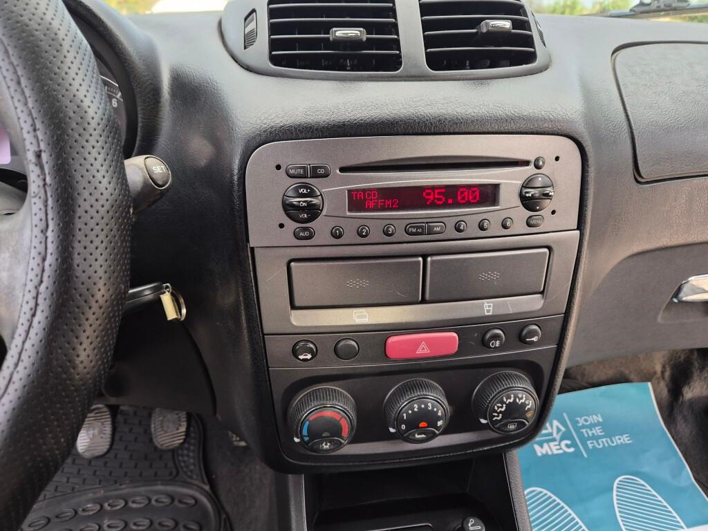 Alfa Romeo 147 1.6 16V TS GPL 5 porte Moving