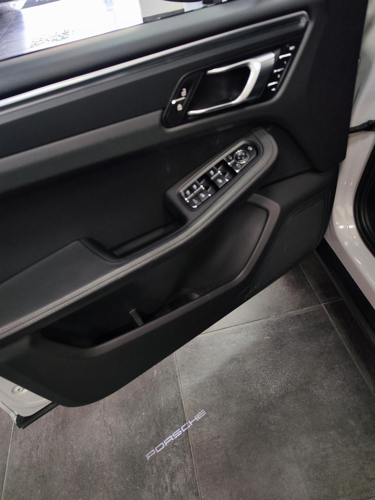 Porsche Macan T 2.0 265cv FULL