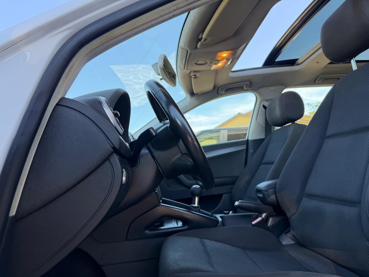Audi A3 SPB 1.6 TDI 105CV Attraction Tetto Apribile
