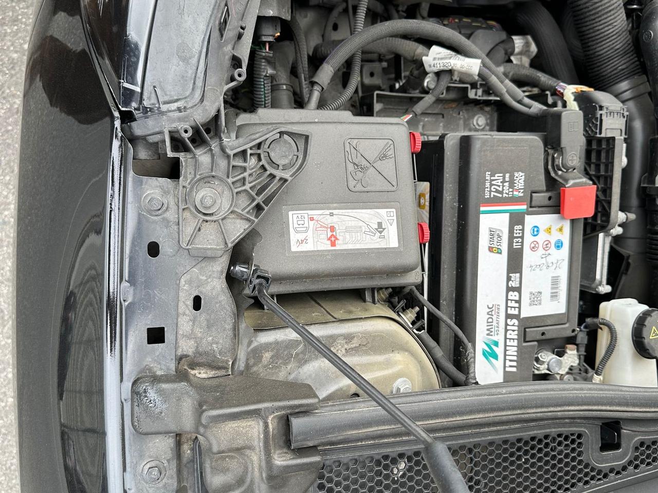 Peugeot 208 Active 1.2 PureTech 100 EAT8 #10644