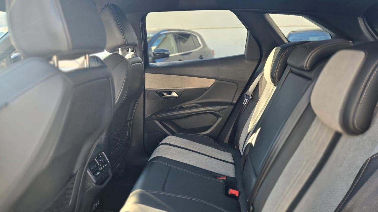 Peugeot 3008 1.6 hybrid4 phev GT Pack 300CV e-eat8 Uff Italy