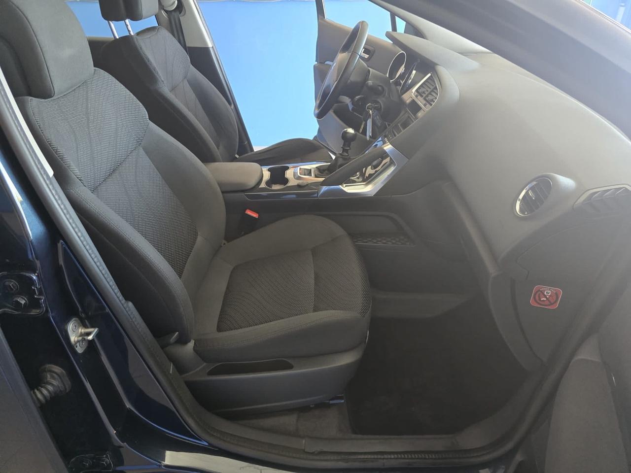 Peugeot 3008 1.6 HDi 115CV Business