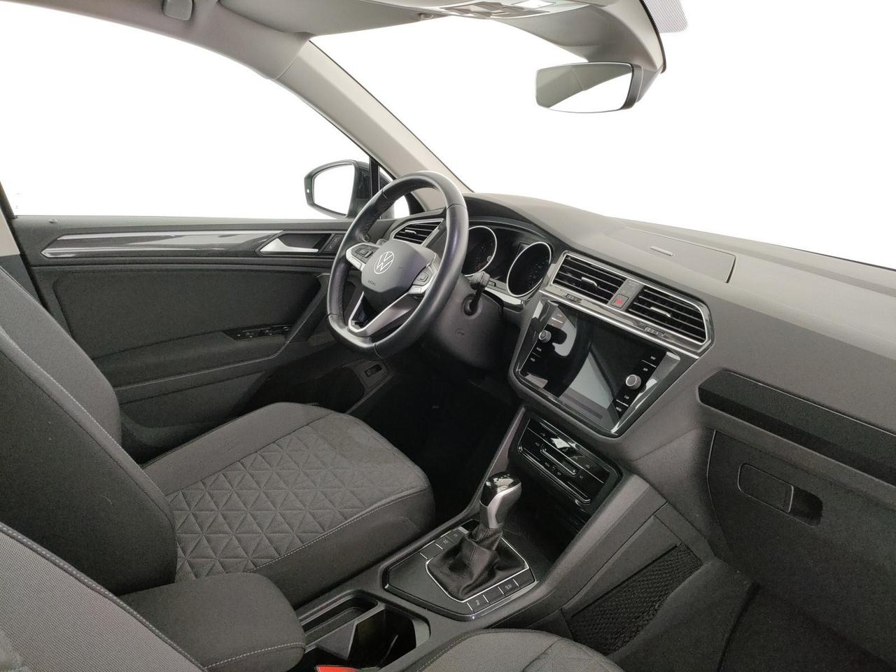 Volkswagen Tiguan 1.5 tsi life 150cv dsg