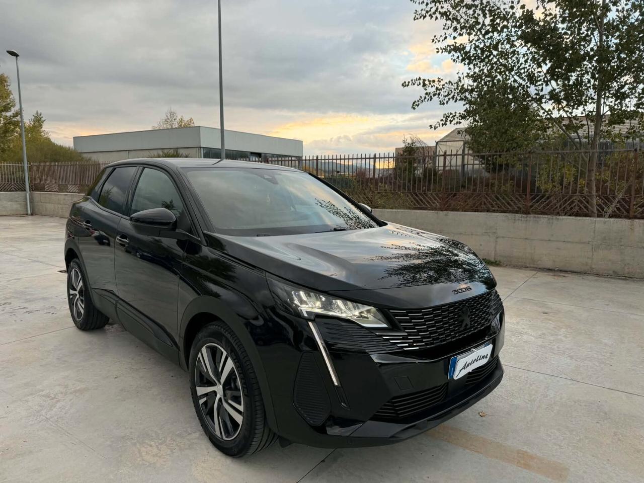 Peugeot 3008 TOTAL BLACK 1.5 Hdi 130CV EAT8