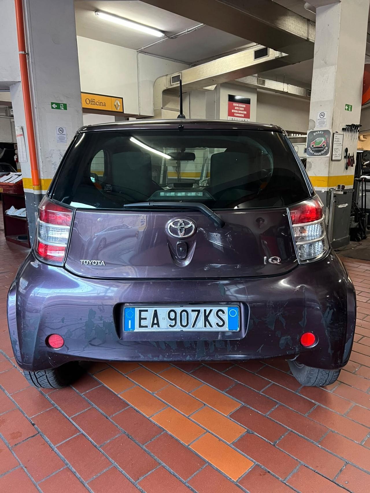 Toyota iQ 1.0 Sol