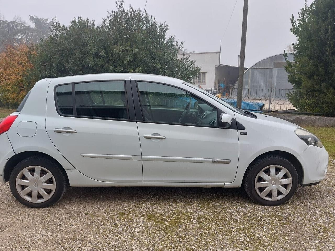 Renault Clio 1.2 16V 5 porte GPL Dynamique