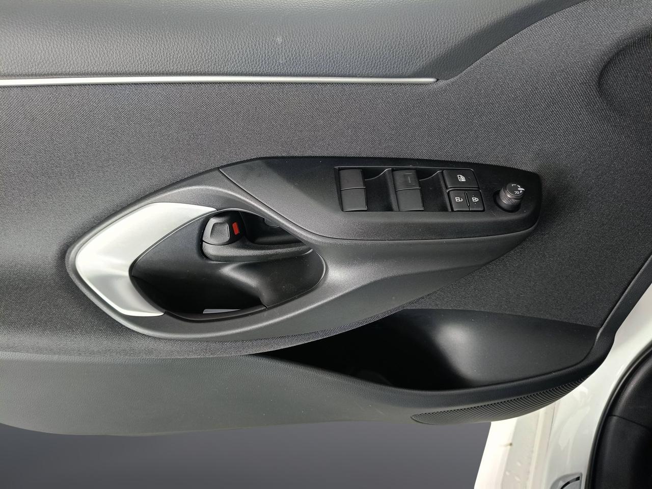 TOYOTA Yaris 1.5 Hybrid 115 - Active MY25