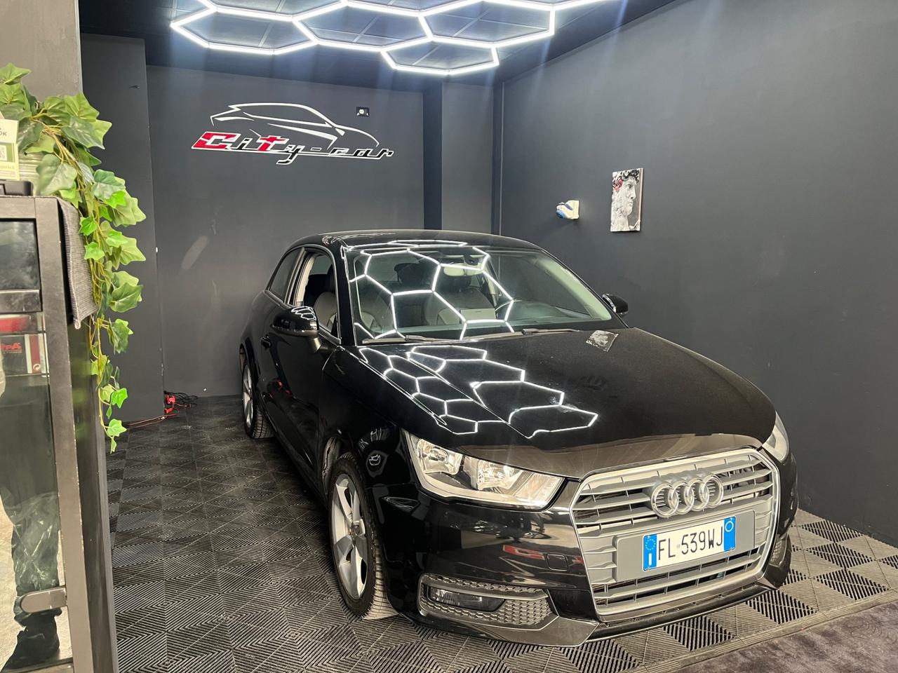 Audi A1 Sportback 1.6 TDI 116 CV (2017) – Prestazioni e Stile