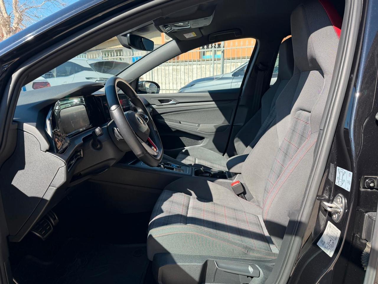 Volkswagen Golf 2.0 TSI GTI DSG