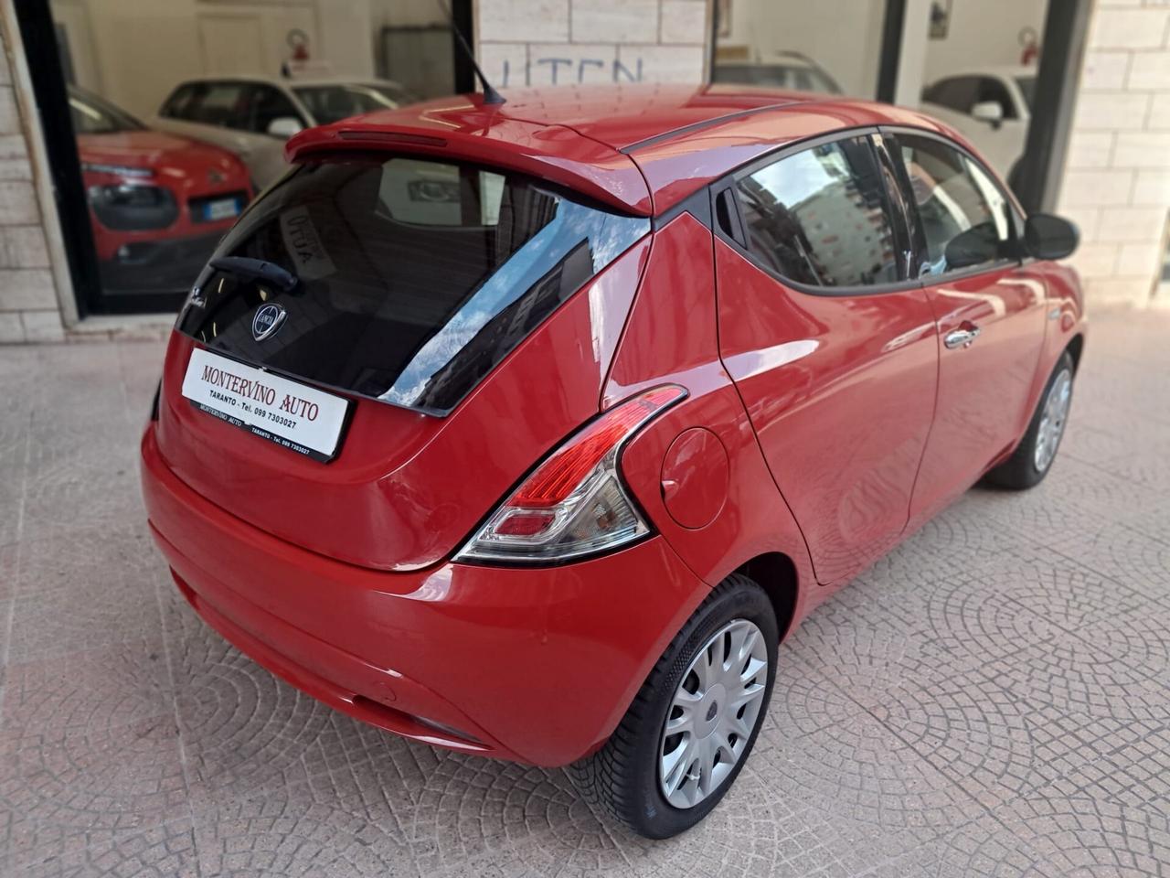 Lancia Ypsilon 1.2 69 CV -NEOPATENTATI-Euro6650-