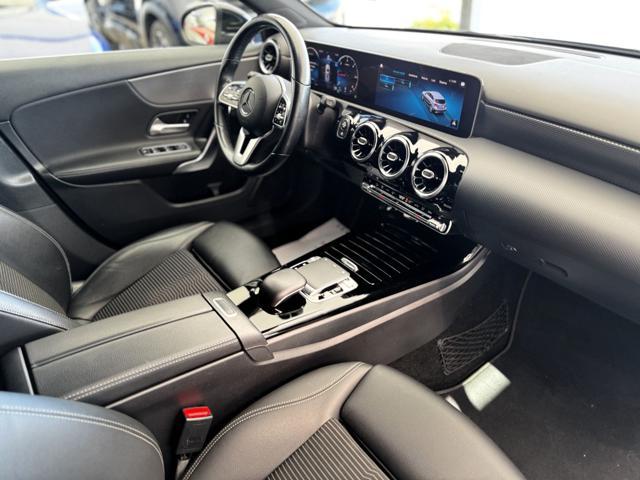 MERCEDES-BENZ A 180 d Automatic Sport (Navi/Retro/Unipro.)