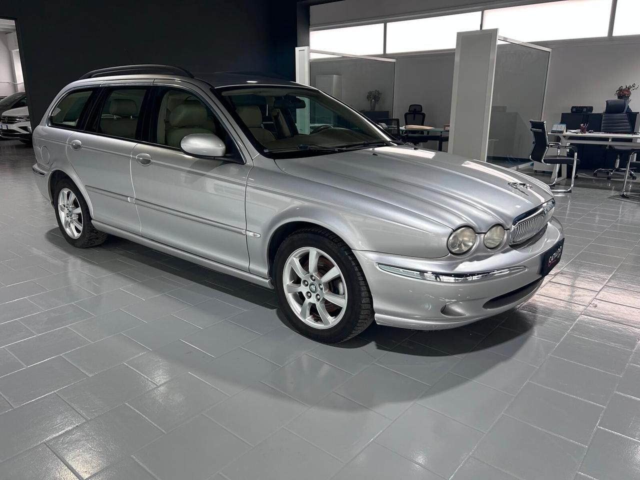 Jaguar X-Type 2.2D cat Wagon Executive