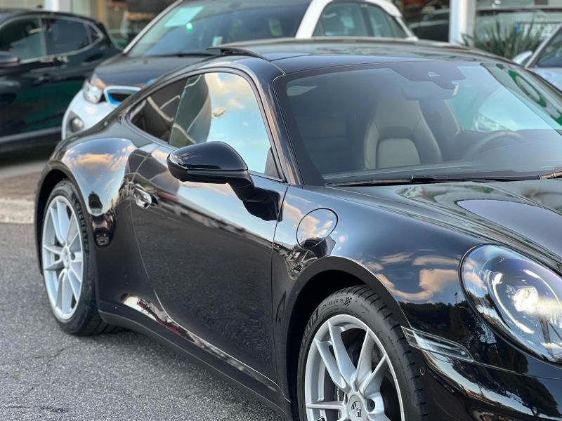 Porsche 992 3.0 Carrera auto