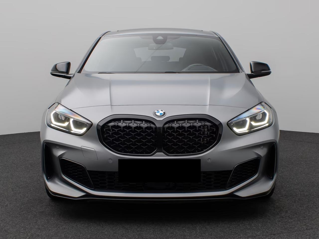 Bmw M135 M 135i xDrive SEDILI A GUSCIO PELLE TETTO PANORAMICO