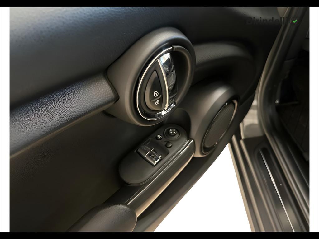 MINI Mini 4ª serie (F56) - Mini 1.5 Cooper Camden Edition