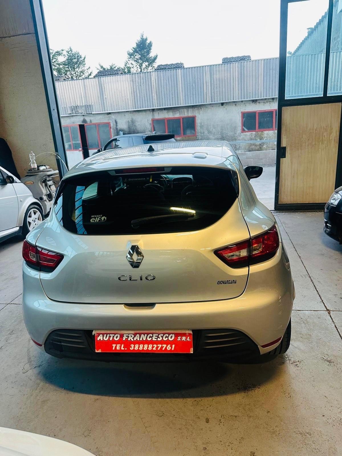 Renault Clio 1.2 75 CV 5 porte Duel2
