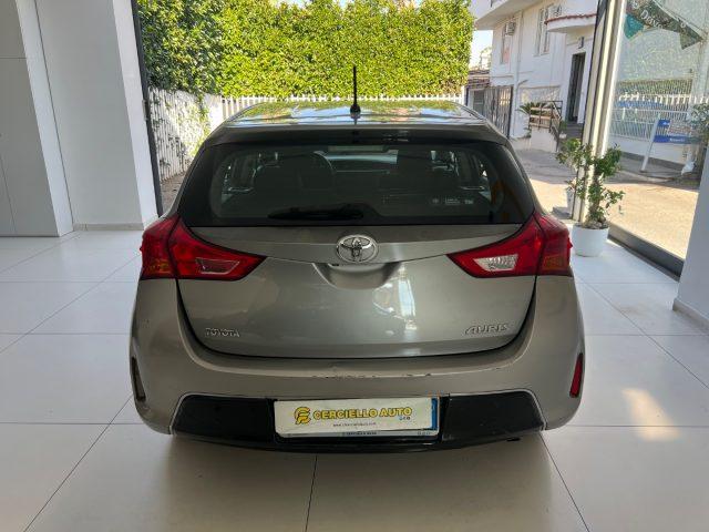 TOYOTA Auris 1.4 D-4D 5 porte
