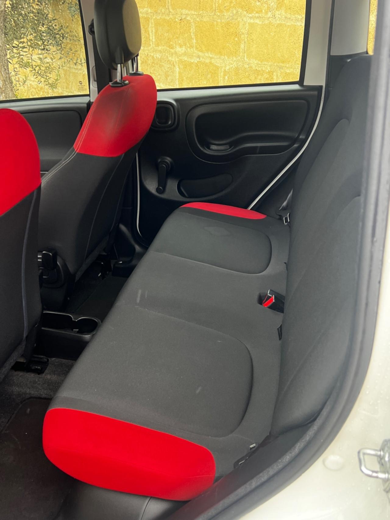 Fiat Panda 1.2 Lounge 2019 km 90000 ufficiali