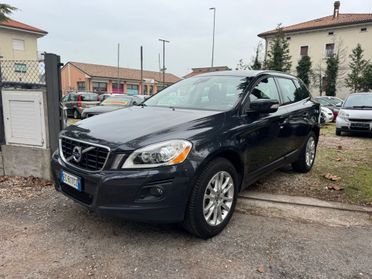 Volvo XC 60 XC60 D5 AWD Geartronic Summum