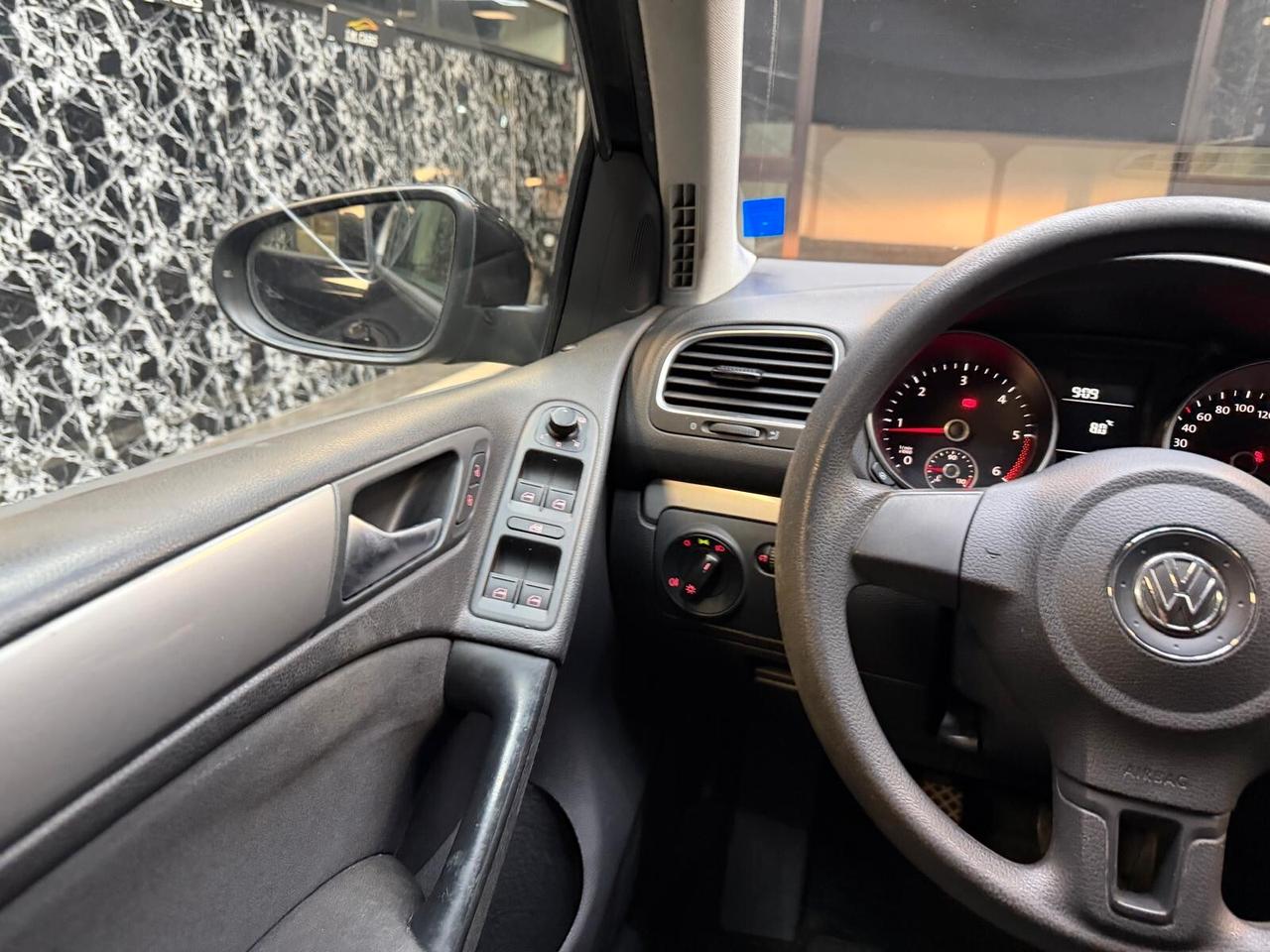 Volkswagen Golf 1.6 TDI 5p.