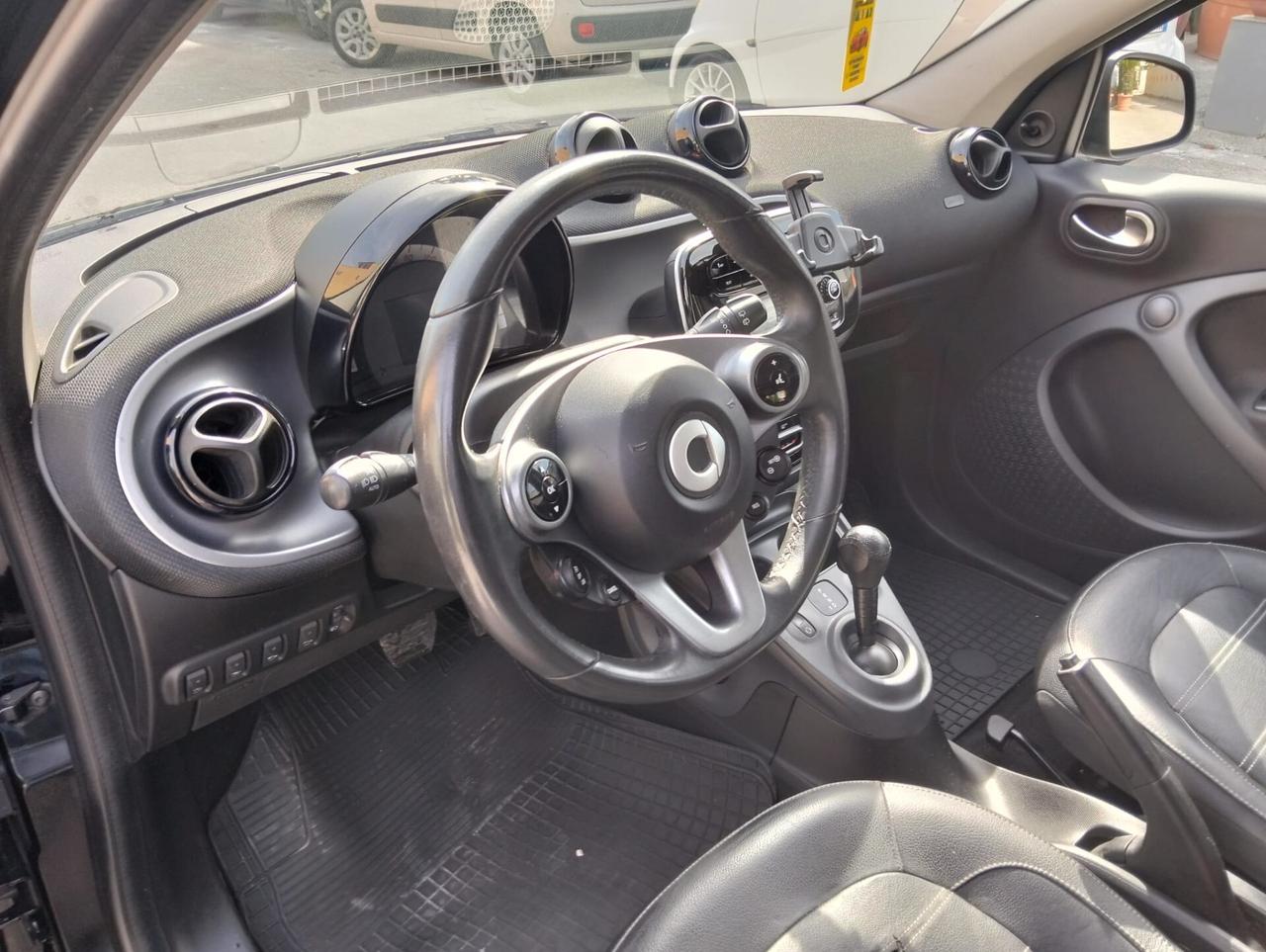 Smart ForFour 70 1.0 twinamic Prime 2015