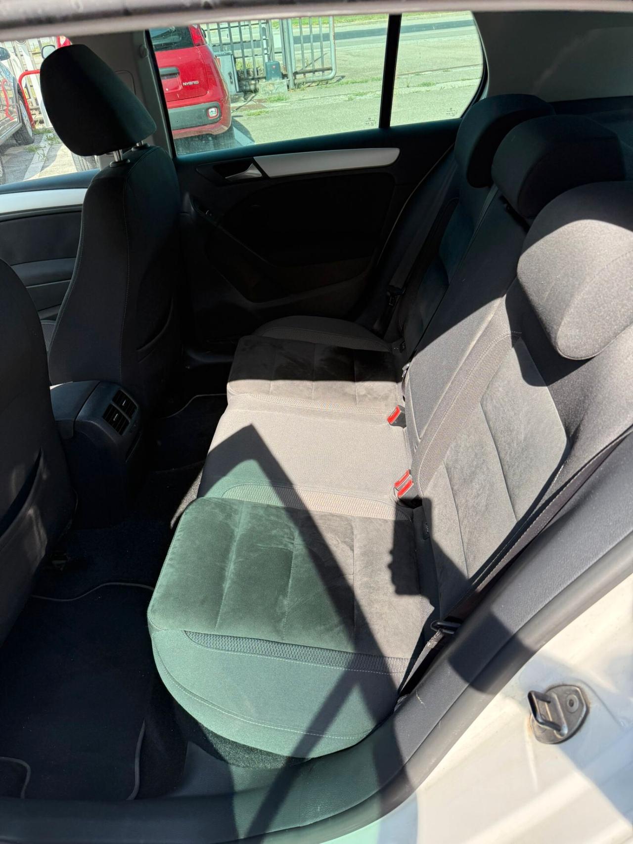 VOLKSWAGEN GOLF VI 1,6 TDI 105 CV COMFORTLINE 5P