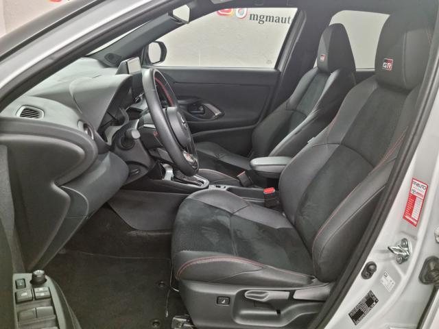 TOYOTA Yaris Cross 1.5 Hybrid 5p. E-CVT GR SPORT