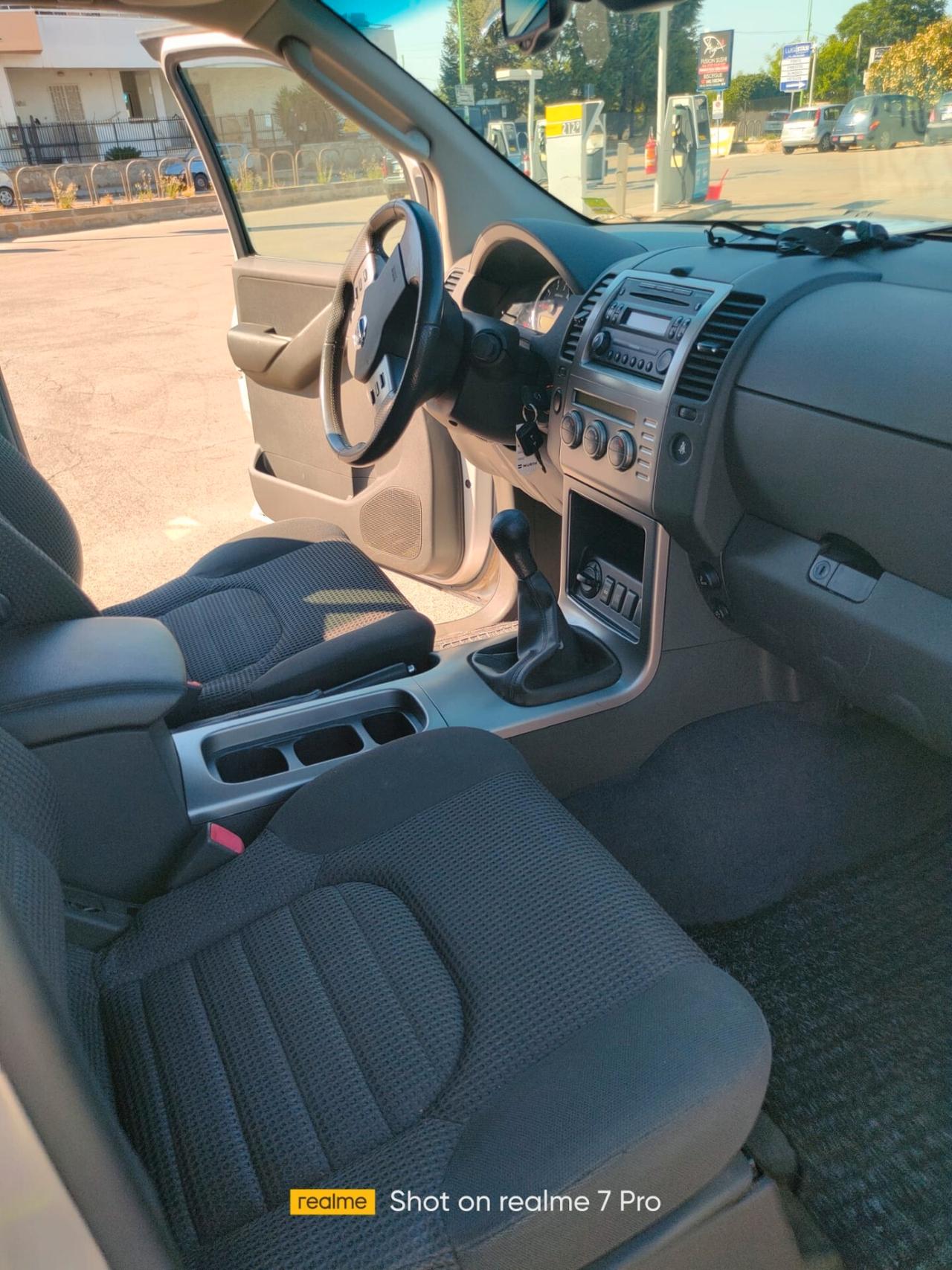 Nissan Pathfinder 2.5 dCi LE