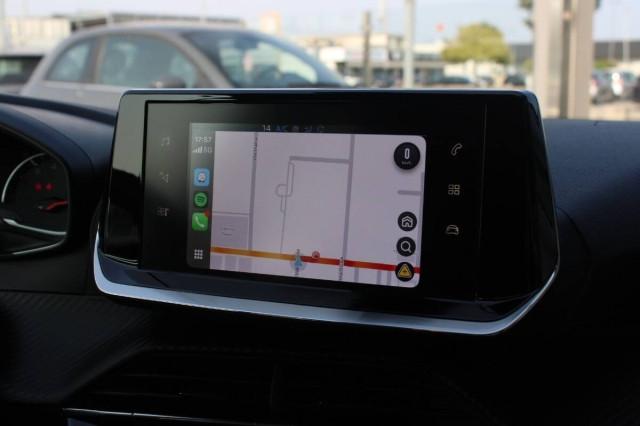 Peugeot 2008 1.2 puretech Active s&s 100cv Con CARPLAY