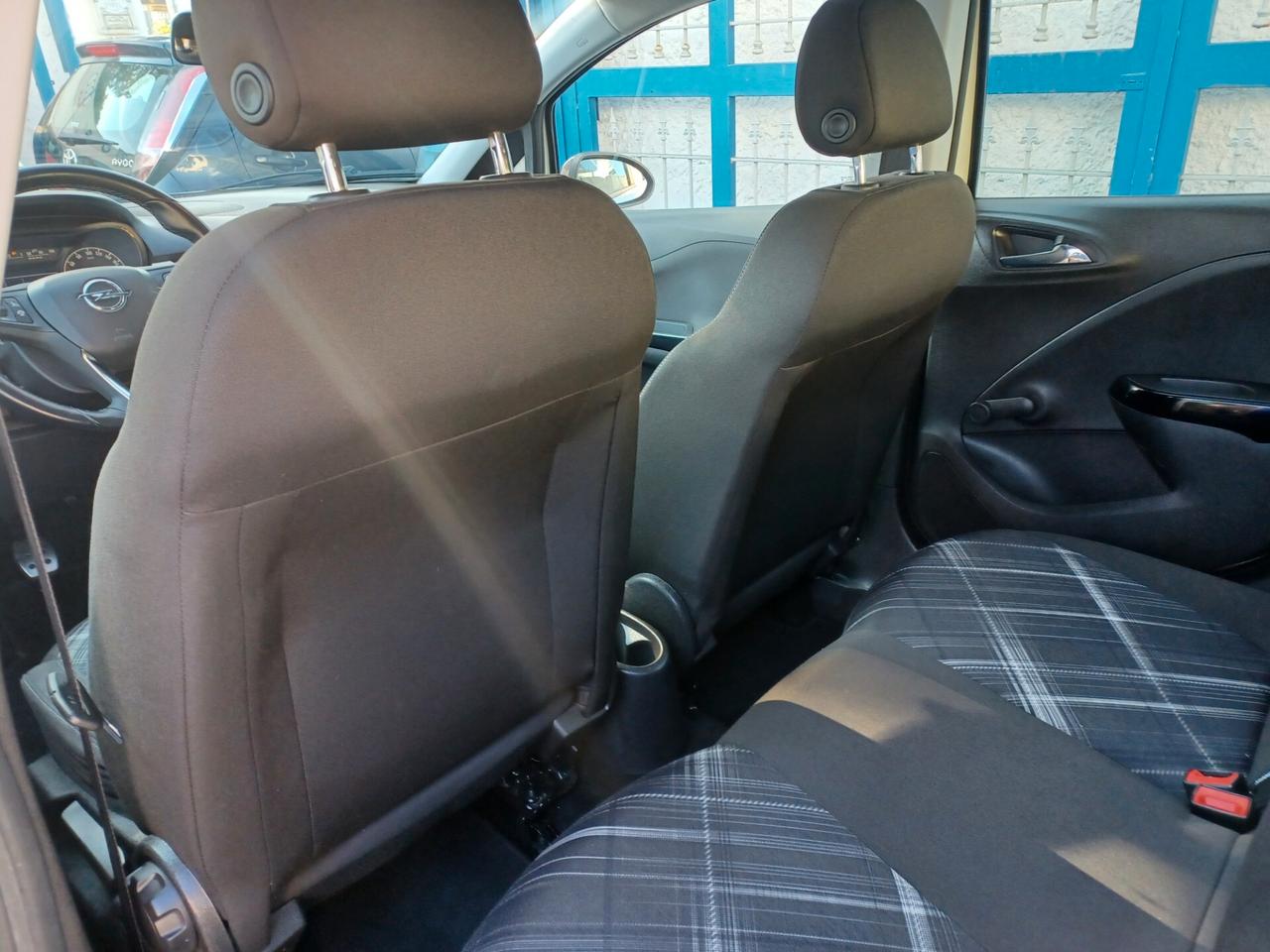 Opel Corsa 1.2 5 porte ANNO 2016 solo 69000 km