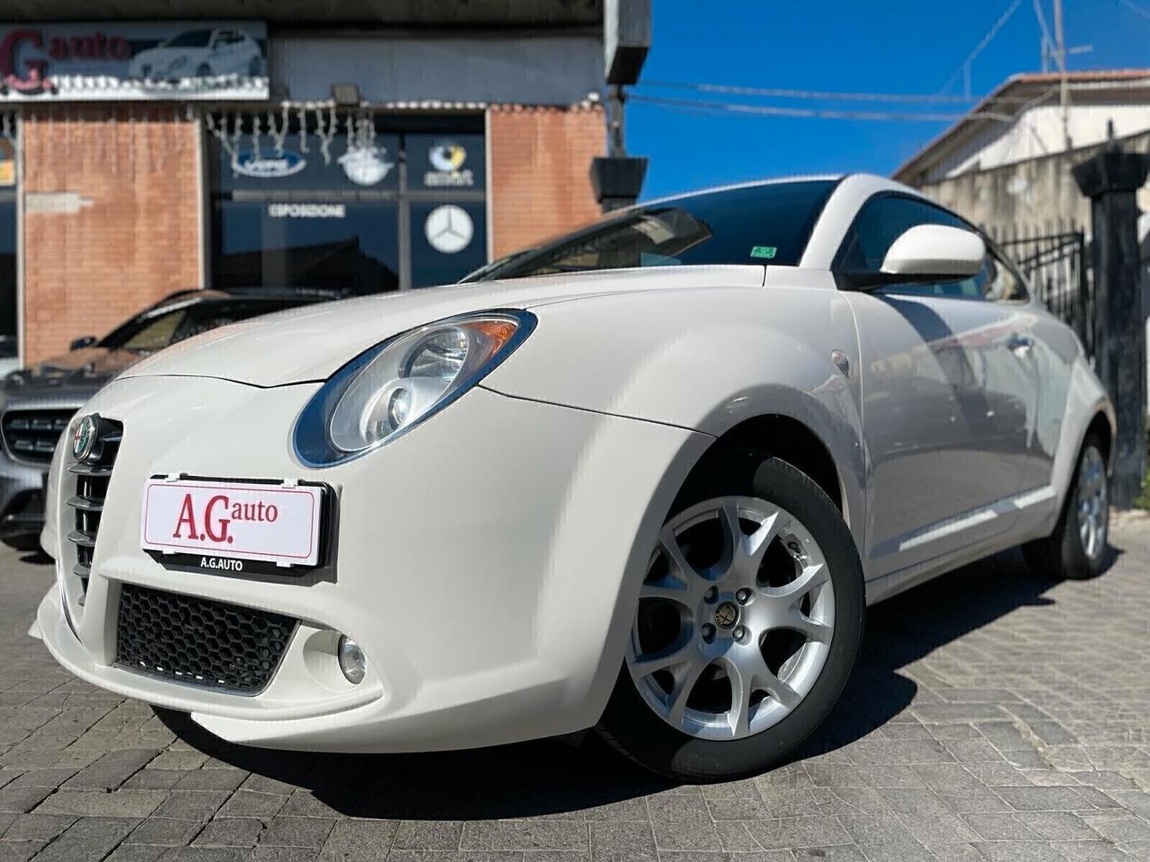 Alfa Romeo MiTo 1.6 JTDm 16V Distinctive Premium Pack