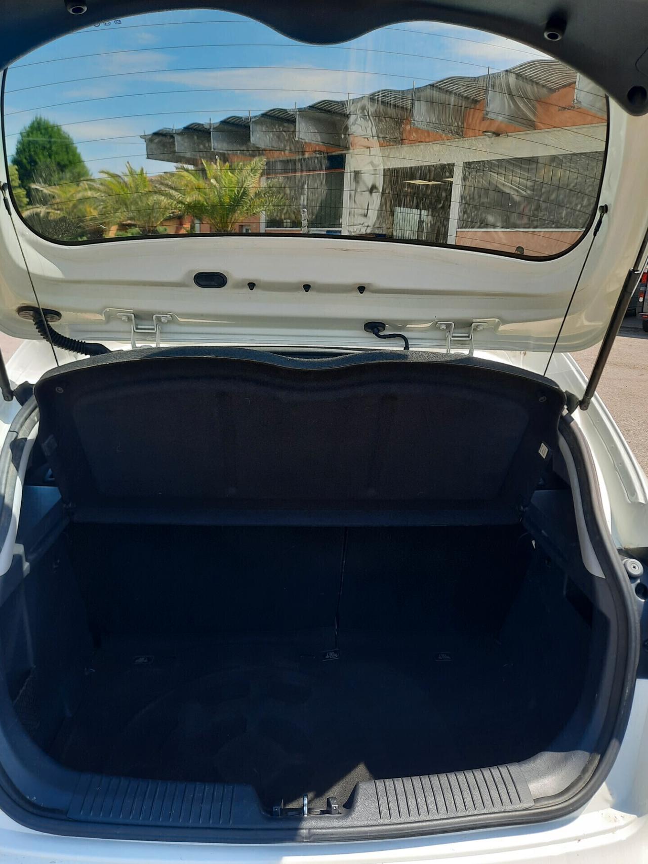 Kia Rio 1.1 CRDi 5p. Active OK NEOPATENTATI