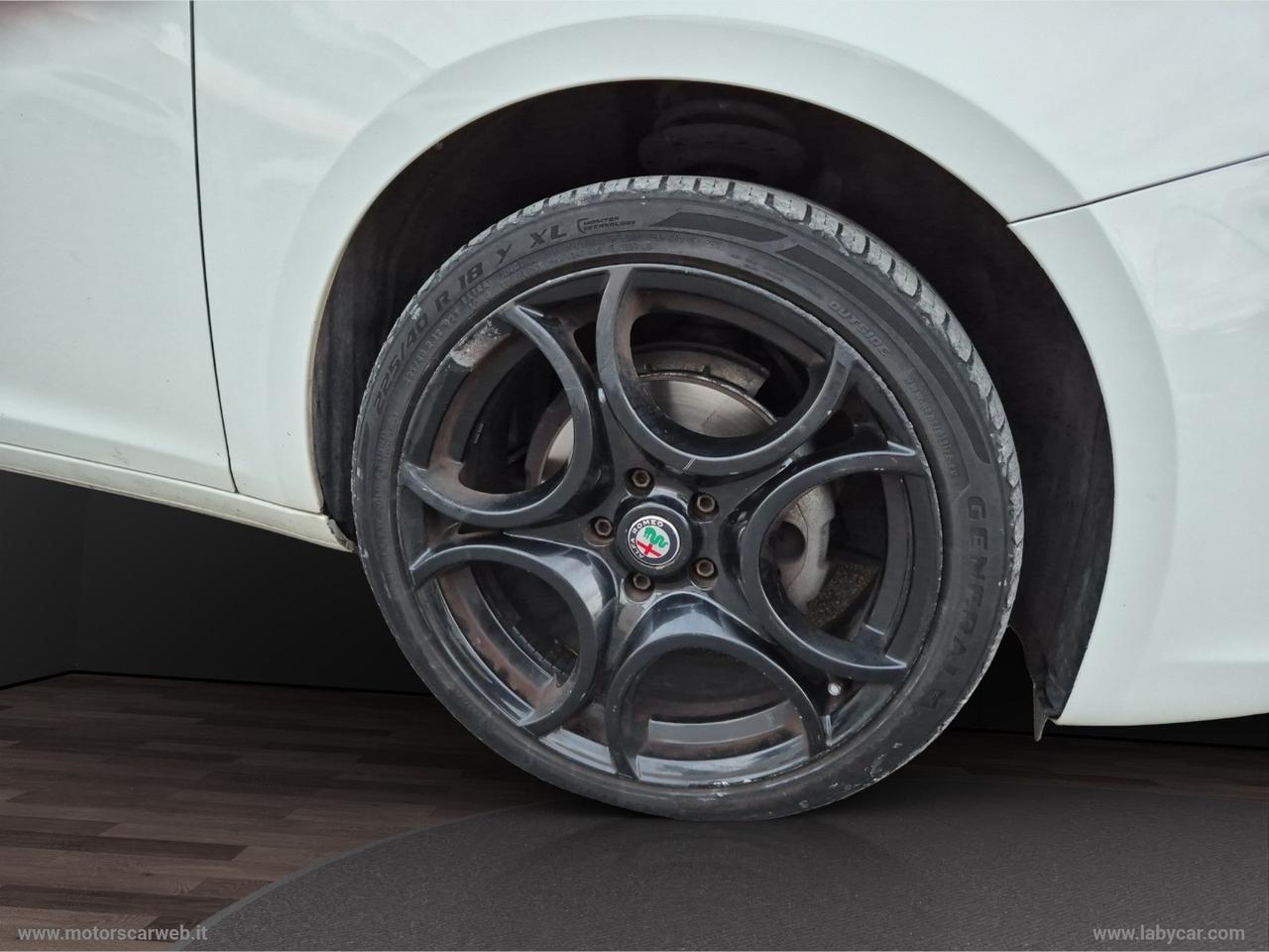 ALFA ROMEO Giulietta 1.6 JTDm-2 105 CV Distinctive