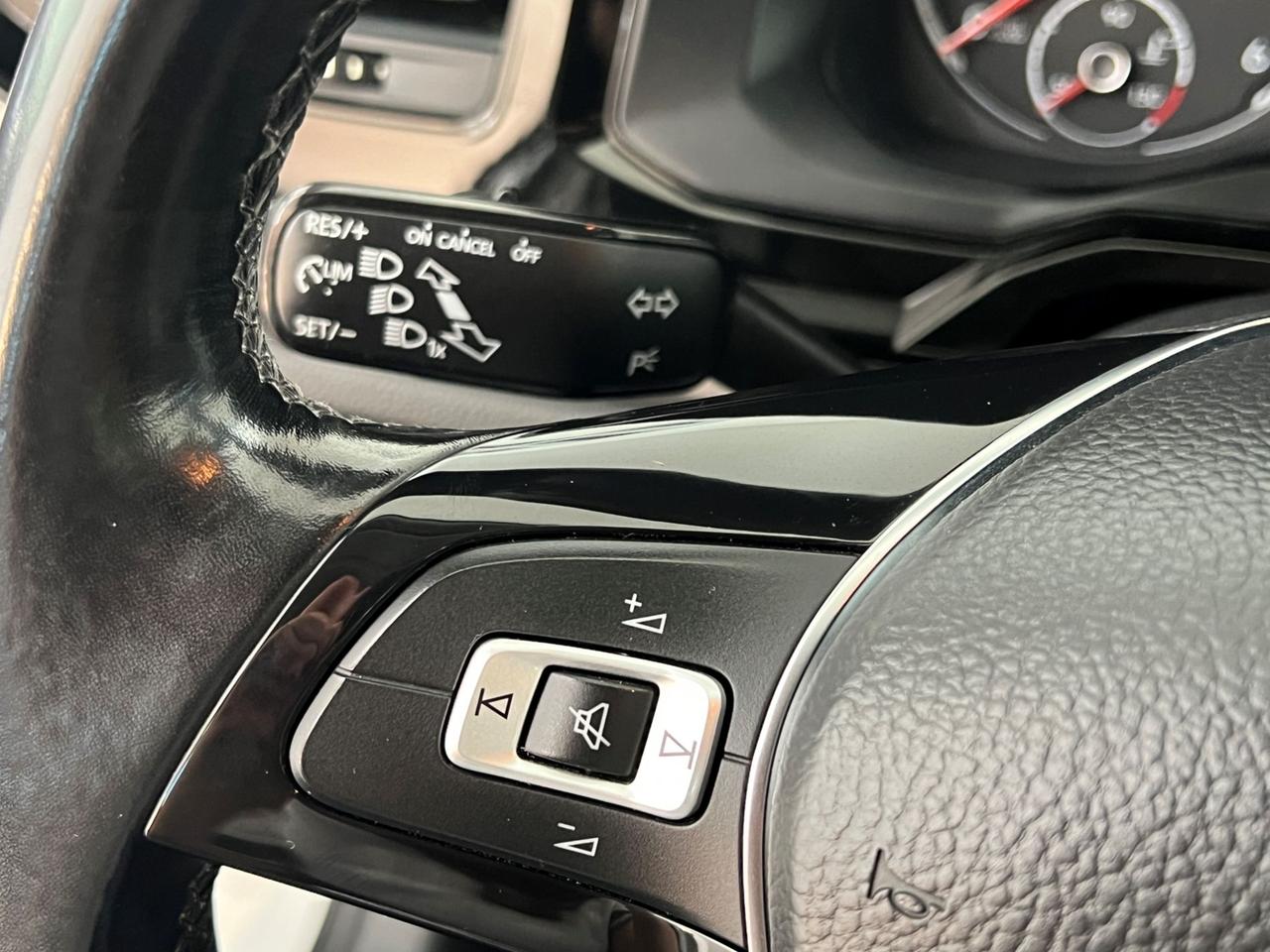 VOLKSWAGEN Polo VI 2017 Polo 5p 1.6 tdi Comfortline 80cv