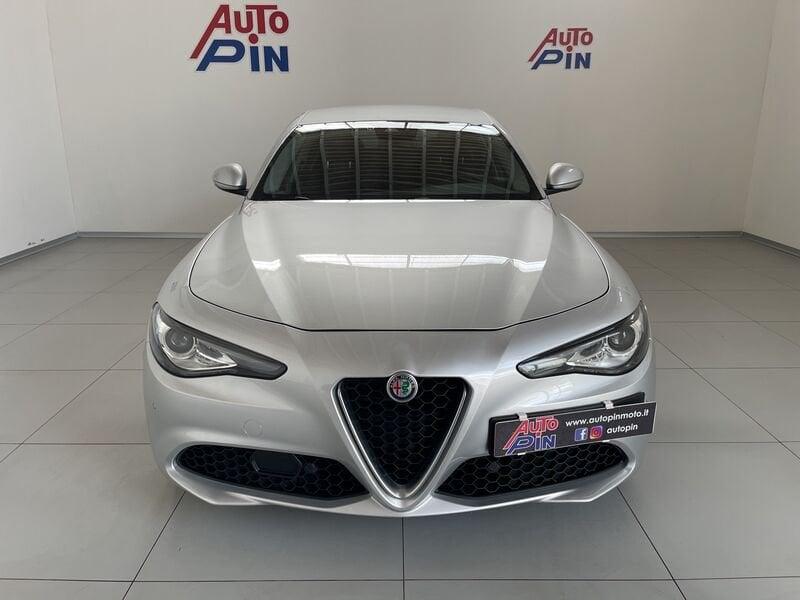 Alfa Romeo Giulia 2.2 Turbodiesel 136 CV AT8 Super *Rcamera*