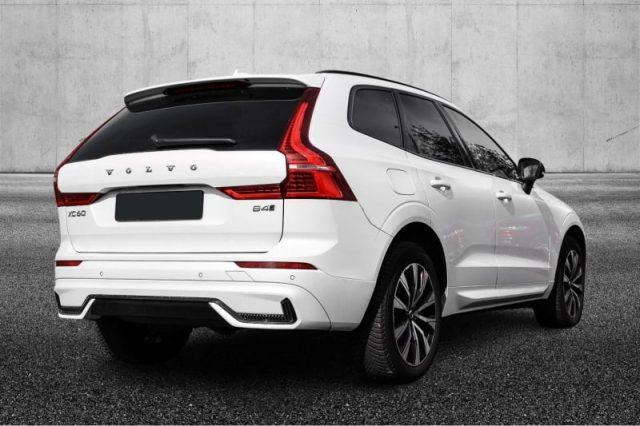 VOLVO XC60 B4 (d) AWD automatico Plus Dark