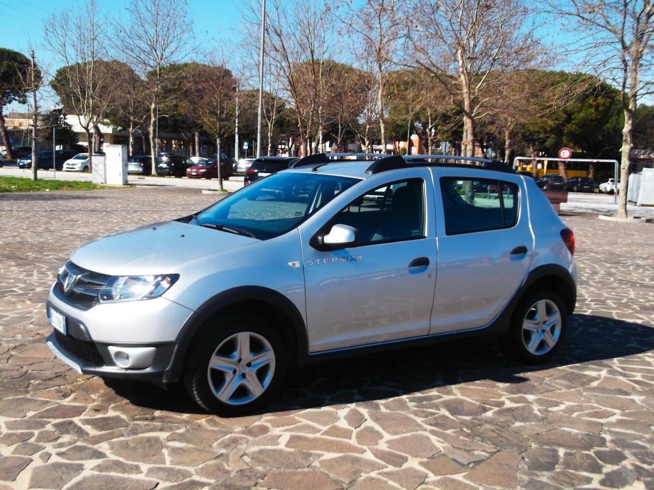 Dacia Sandero 'Stepway' 1.5 dci 2013