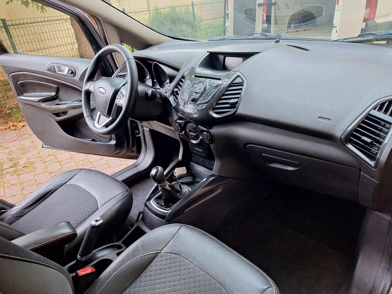 Ford EcoSport 1.5 TDCi 95 CV Titanium. Guarnizione Testata da Rifare.
