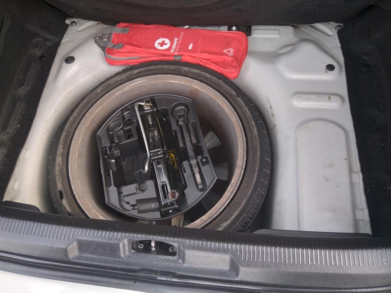 Peugeot 207 1.6 turbo 156CV 6marce 5p. Allure