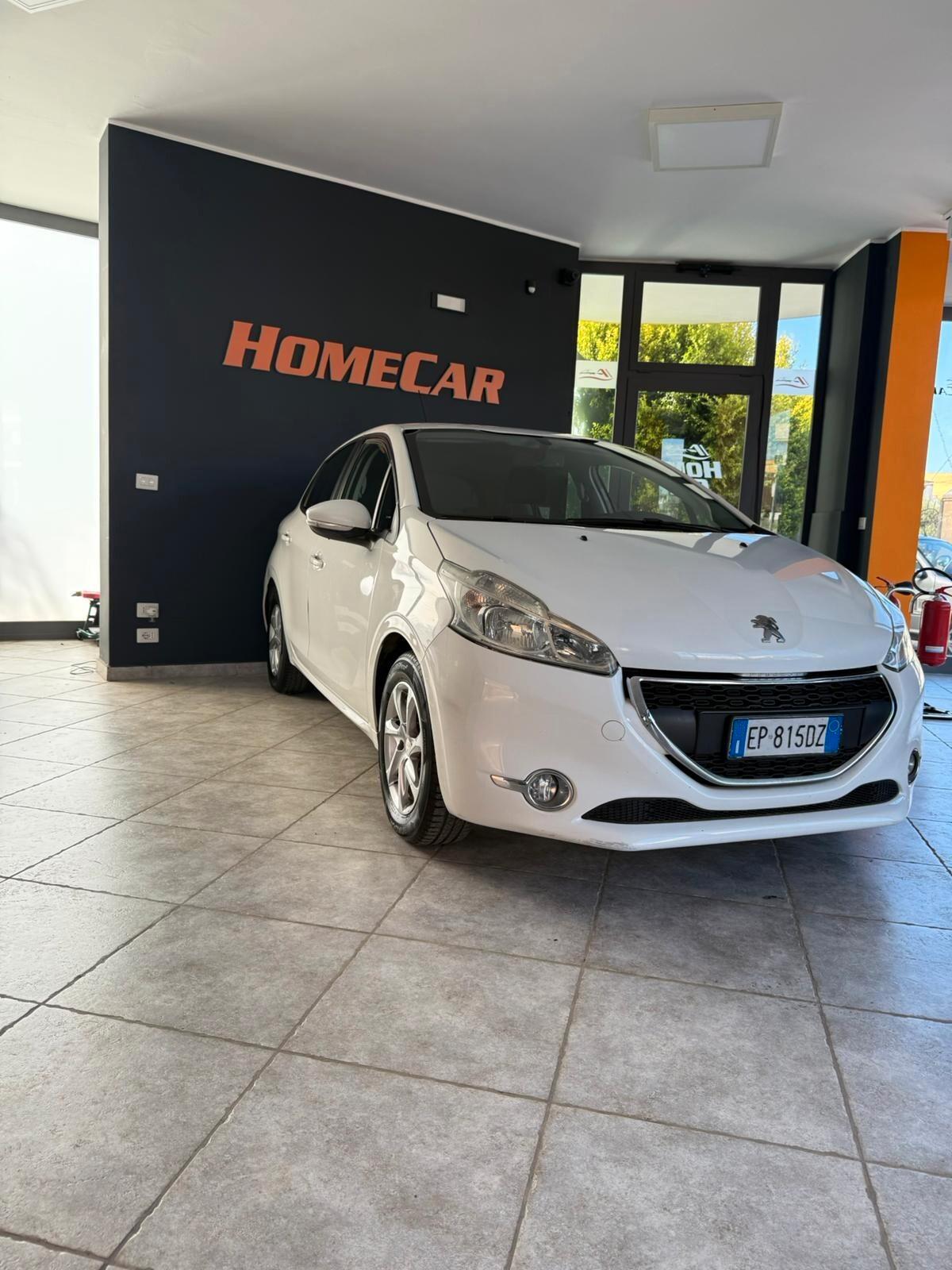 Peugeot 208 1.4 HDi 68 CV 5 porte Allure OTTIMA X NEOPATENTATI