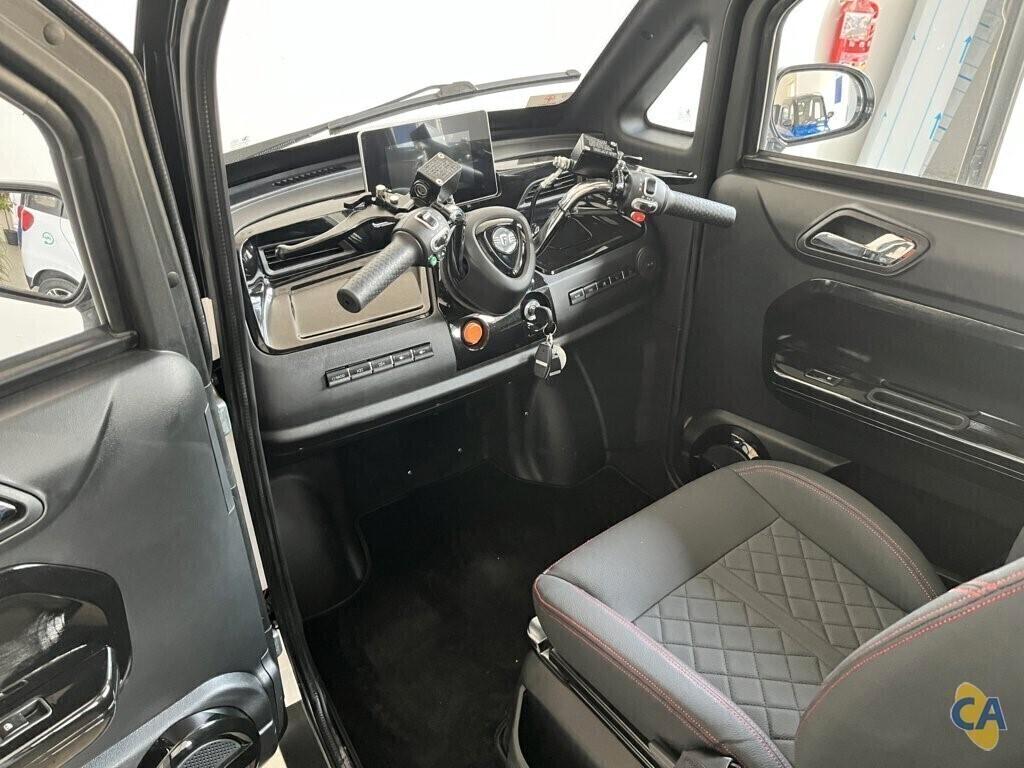 FREEDOM EVO - Macchina Senza Patente- Manubrio